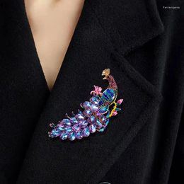 Brooches Elegant Temperament Luxury High-end Badges Heavy Industry Full Of Rhinestones Peacock Open Screen Brooch Pin Coat Corsage