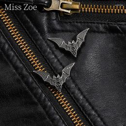 Brooches Dark Punk Style Enamel Pin Custom Bat Badge Jewellery Gothic Badges Backpack Sweater For Kid Woman Gift Wholesale