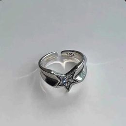 Band Rings Fashionable Shiny Rhinestone Irregular Star Couple Ring Womens Vintage Crystal Pentagon Adjustable Rlove Jewelry J240516