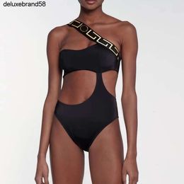 Black Bandage Bikini Female Bodysuit Swim Suit Designer Brand Womens Swimwear One Halter Bikini Black Bathing Suit Padded Swimming Sexy Wear