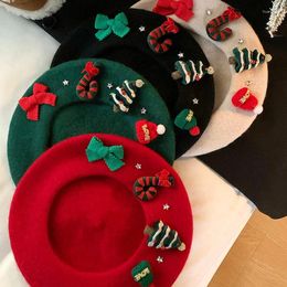 Berets Christmas Hat Red Green Wool Beret For Women Autumn Winter Soft Warm Headwear Painter Hats Xmas Party Dress Up Year Gifts