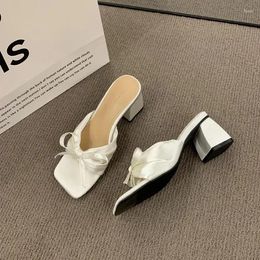 Slippers Bowtie Women Sandals High Heels Luxury Designer Black Chunky Heel Casual Shoes Pumps Party Wedding Pink White Sandalias