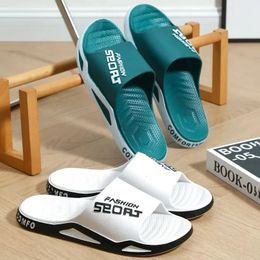 Slippers For Men Worn Externally Summer Trendy Flip Flops Bathroom Nonskid Indoor And Home Sandals Women Couple Shoes 240507