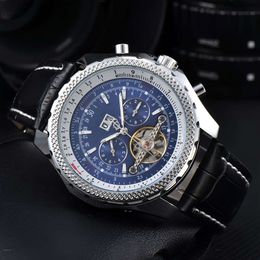 U1 AAA Bretiling B01 44mm Navitimer Breit -Uhr Automatische mechanische Uhr Messgeräte Uhren Gummi -Männer Uhren Sapphire Glass Armbanduhr BREITHENT 9DD7