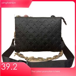 10A Hot 2024 Genuine Leather Designer Womens Coussin PM Shoulder Bags Crossbody Gold Chain Totes Handbags Tote Bag Wallets 3 Inside Compartm Ping