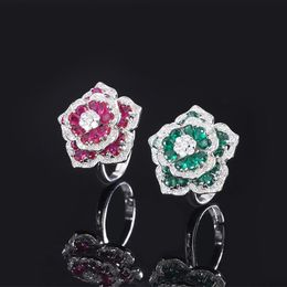 Härlig rosa CZ Zircon Sweet Flower Designer Band Rings for Women Girls Sweet Love Elegant Charm Ring Jewelry Valentines Day Gift