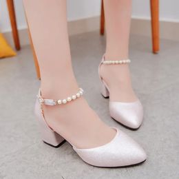 In the spring and summer of womens shoes are light with a thick toe sandal and a height of 6 centimeters. The sandals for womens shoes are x63 240513