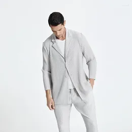 Men's Suits Miyake Pleated Suit For Men Casual Blazer Gray Fashion Stripe Coat Clothing High Quality Jacket Loose Japanese Style Blazers
