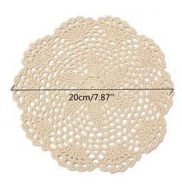 Whole 12Pcs Round Vintage Cotton Mat Hand Crocheted Lace Doilies Flower Coasters Lot Household Table Decorative Crafts Access8654788