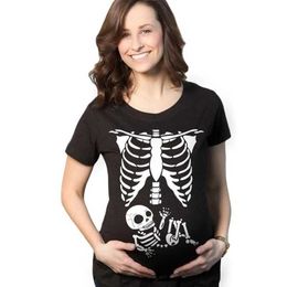 Maternity Tops Tees Pregnant Rib Cage Skeleton Clothing Halloween T-shirt Funny Baby X-ray Graphic T-shirt Top Female Pregnant Mom Life T-shirt H240518