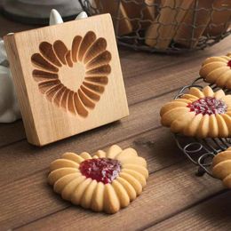 Baking Moulds Sandwich Jam 3D Wooden Cookie Mold Biscuit Stamp Embossing Tool Hand Press Christmas Year Cookies Cutter Valentine's Day