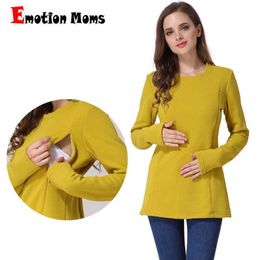 Maternity Tops Tees Emotion Moms New Long Sleeve Maternity Clothes COTTON Winter Nursing Tops for Pregnant Women Breastfeeding T-shirt Fleece Jacket H240518
