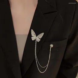 Brooches Silvery Butterfly Fringe Chain Exclusive Design Luxury Jewellery Ceremonial Dress Accessories Daily Wear Suit Pairing