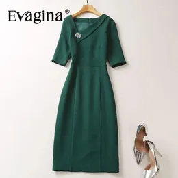 Party Dresses Evagina Fashion Women's Diagonal Collar Half Sleeved Brooch Slim-Fit Elegant Office Lady Pencil Split Hip Wrap MIDI Dress