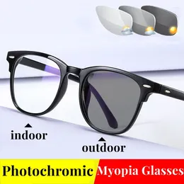 Sunglasses Fashion Outdoor Color Changing Myopia Glasses Vintage Pochromic Blue Light Blocking Eyeglasses Near Sight Diopters