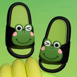 Slipper Aged 4-10 Children Summer Cute Cartoon Frog Slippers Non-slip Slides Seaside Sandals For Girl Boys Home Flip Flops Kids Shoes Y240518O7TN