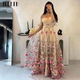 Party Dresses JEHETH Embroidery Floral Lace Prom Dress Flowers Spaghetti Straps Sweetheart With Cape Formal Occasions 2024 A-Line Tulle