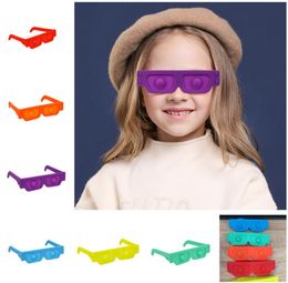 Party Supplies Sunglasses Shape Toys per Bubble Squeeze Sensory Puzzles Push Bubbles Silicone Sunglass Desktop Game Kids Gift 6 Colors8364335