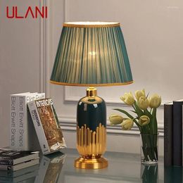 Table Lamps ULANI Modern Ceramic Lamp LED Simple Creative Green Nordic Bedside Desk Light For Home Living Room Bedroom Decor