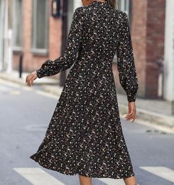 2022 Europe the United States New Long Sleeve Waist Cut Flower Dress Velvet Dress Autumn and Winter8051739