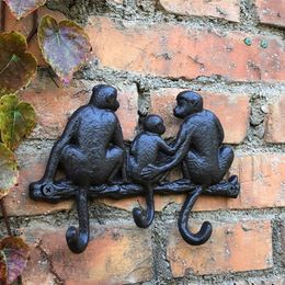 Decorative Figurines Creative Retro Cast Iron Crafts Monkey Tail Hook Wall Decoration Sundries Coat Simulation Animal Outdoor Garden