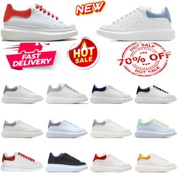2024 Designer Outdoor Shoes Woman shoes Leather Lace Up Men Fashion Platform Sneakers White Black mens womens Luxury velvet suede Casual Shoes new