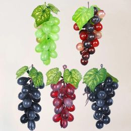 Party Decoration 5 Pcs Fruit Grapes Cabinet Ornament Artificial Frosted Kitchen Pub Household Simulation Lifelike Centrepiece