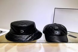 Leather Bucket Hats Designer Women Baseball Caps Mens Fitted Fisher Hat Luxurys Designers Fedora Beanies Casquette Black Letter Em3729868