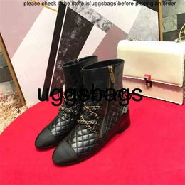 Chanells shoe channel shoes Channel Designer the Best Quality Fashion Short Boots Winter Designer Fashion Boots Designer Top Leather Boots 35-40 high quality