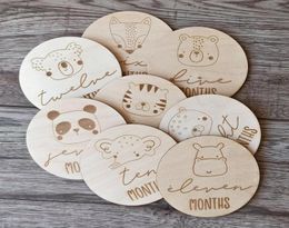 Party Supplies Wood monthly milestone Card Baby Props Newborn Pography Birthday Gifts Animals Beer Milestone Discs2211958