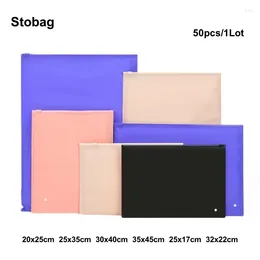 Gift Wrap StoBag 50pcs Wholesale Color Frosted Matte Zipper Bags Clothes Packaging Pouch Plastic Sealed Shirts Storage Reusable Pocket