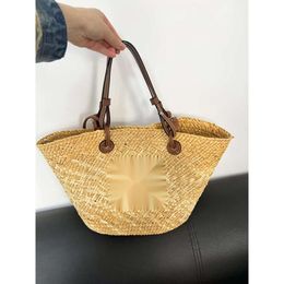 Luxury High Quality Anagram Basket Vegetable Gradient Handheld Grass Woven Bag Large Capacity Simple Weaving Bag Versatile Beach Beach Paper Woven Lady Bag