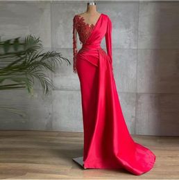 Glamorous Red Satin Mermaid Evening Dresses Long Sleeves Sheer Neck Beads Dubai Women Prom Gowns Celebrity Formal Dress9184453