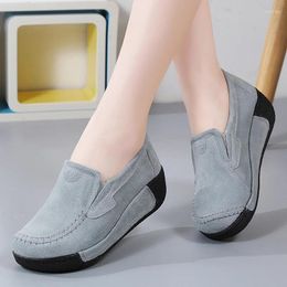 Casual Shoes Designer Women's Loafers Leather Ladies Platform Moccasins Slip On Chunky Sneakers Women Rocking Mother Zapatillas Mujer