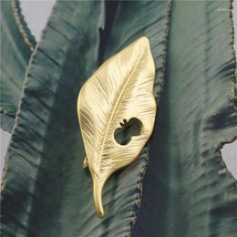 Brooches 2024 Korean Fashion Leaves Irregular Geometric Hollow Brooch Pin Badge For Women Clothes Scarf Hat Decoration Jewellery Gifts