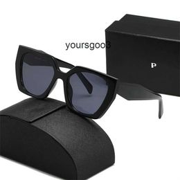 Fashion Designer Sunglasses for Women Mens Eyeglasses Goggle Outdoor Classic Style Eyewear Unisex Goggles Sport Driving Multiple Style Mix Color with box