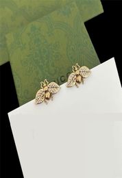 Luxury High Quality Bee Stud Earrings Charm Necklace Classic Pendant womens Designer Bracelet Fashion bangle Jewellery Valentine035338864