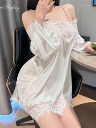 Women's Sleepwear Gauze Sexy Eyelashes Lace One Line Neckline Nightgown Pearl Suspender Sheer Romantic And Elegant 5A8O