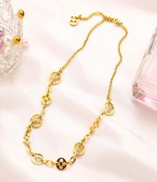 2023 Fashionable Necklaces Chains 18K Gold Plated Stainless Steel Necklaces Choker Letter Pendant Statement Womens Necklace Weddin2552447