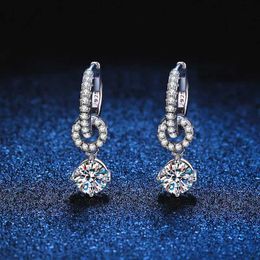 Stud S925 sterling silver earrings a pair of earrings made of silica womens full diamond 50 point silica earrings Q240517