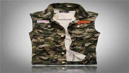 Autumn Men039s Camouflage Denim Vests Military Sleeveless Jeans Jackets Fashion Casual Male Vest Camo Waistcoats Homme M5XL 211488619