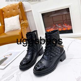 Chanells shoe channel shoes Chanelity Classic Boots Designer Luxury Casual Anti Slip Motorcycle Travel Leather Chain Slope Heel Snow Black Mini Womens high quality