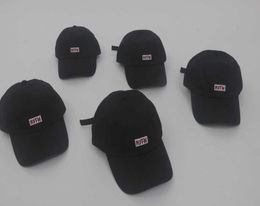 KITH TREATS TOKYO Hat Men Women Alphabet Embroidered Baseball Cap Eaves Hat Casual Cap Classic Tongue Hat Q07038583977