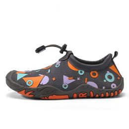 Barefoot Shoes Kids Aqua Shoes Quick-drying Aqua Sneakers Boys Breathable Swimming Beach Sandals Diving Surfing Wading Slippers 240515