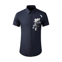 Men's Casual Shirts Summer Short Sleeved Narcissus Butterfly Embroidered Logo With Chinese Classic Pattern Shirt