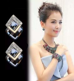 South Korea S925 silver needle female temperament not easily allergic Earrings simple personality net red man made crystal earring1004116