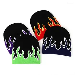 Berets Fashion Acrylic All Over Flame Pattern Beanie Caps Custom Winter Knitted Hat Printed Jacquard Beanies