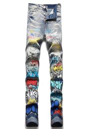 Мода повседневная ретро -синий разорванные джинсы Men039s Слитная растяжка и окрашивание джинсовых брюк граффити брюки vaqueros de hombr3271375