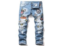 2020 New Mens Ripped Jeans Holes Frayed Embroidered Skull Star Crown Jeans Streetwear Distressed Moto Biker Jeans Male Denim Pants8403312