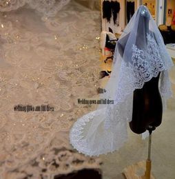 Real Image Fashion Bling Sequins with Lace Chapel Length White Ivory Champagne Wedding Bridal Veils For Bridal Accessori 1978924